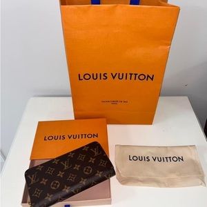 Louis Vuitton Rose Ballerine Monogram Zippy Wallet
